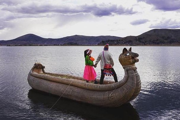 boat in titicaca