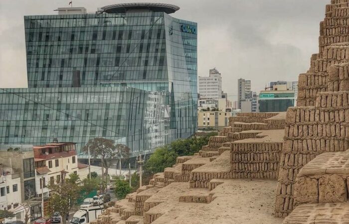 huaca pucllana in lima